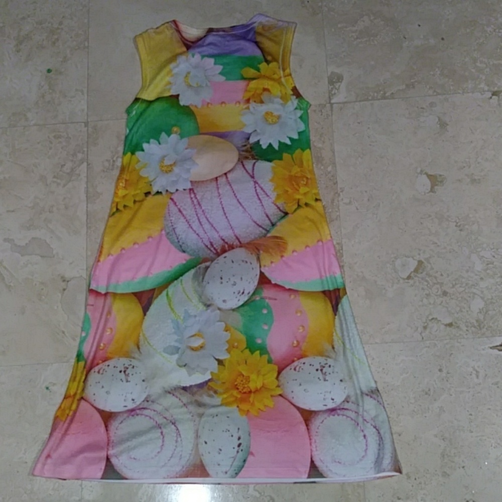Girls dress - Picture 2 of 4